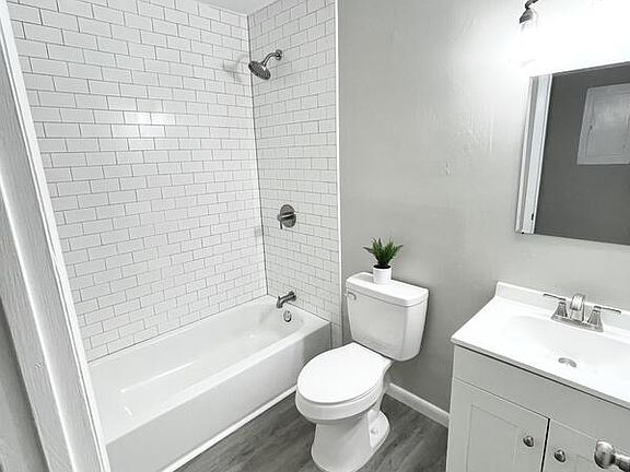 5th image of 338 Milburn Dr