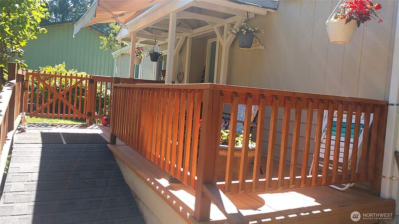3rd image of 32401 Douglas Drive