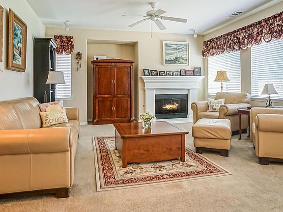 003_Living Room