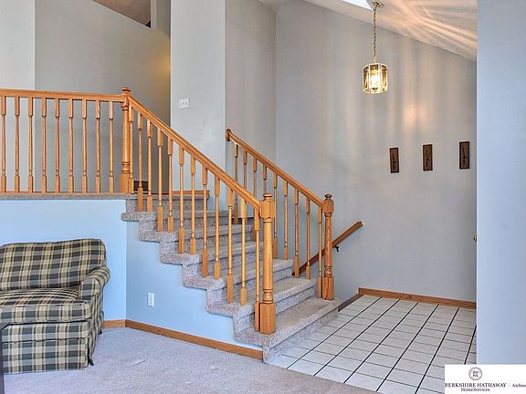 5th image of 1005 Eureux Cir