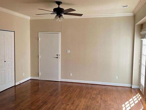 3rd image of 5677 Waterman Blvd APT 31