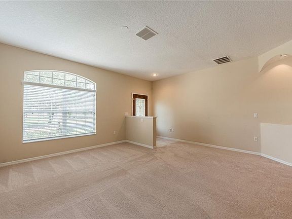 4th image of 2216 Stone Cross Cir