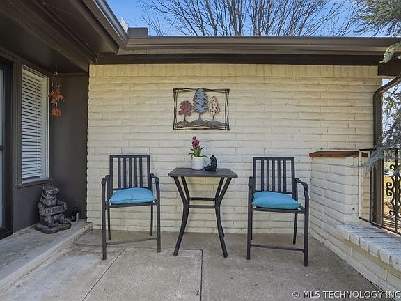 3rd image of 11445 E 128th Pl S