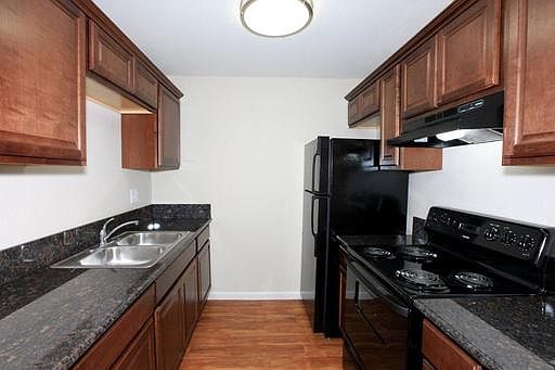 1st image of 10229 Ashwood St APT 16