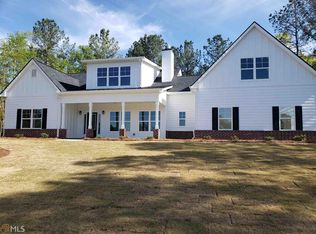 220 Ridgeview Ct, Newnan, GA 30263