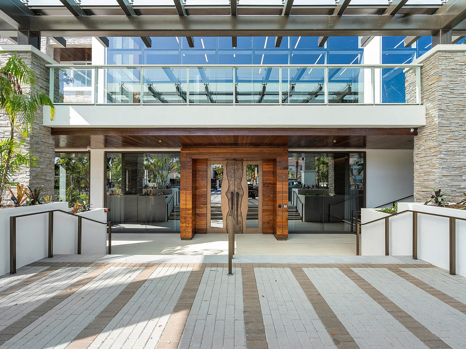 Alina Residences — Photo 3