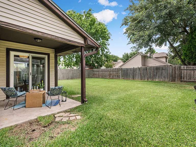 20514 Blue Beech Dr — Photo 41