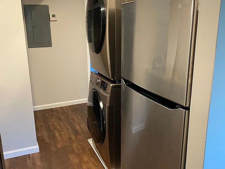 1528 SW 23rd Park — Photo 8