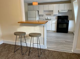 2 Bradford St APT 8, Westford, MA 01886