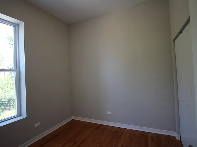 1801 W School St #2S — Photo 7