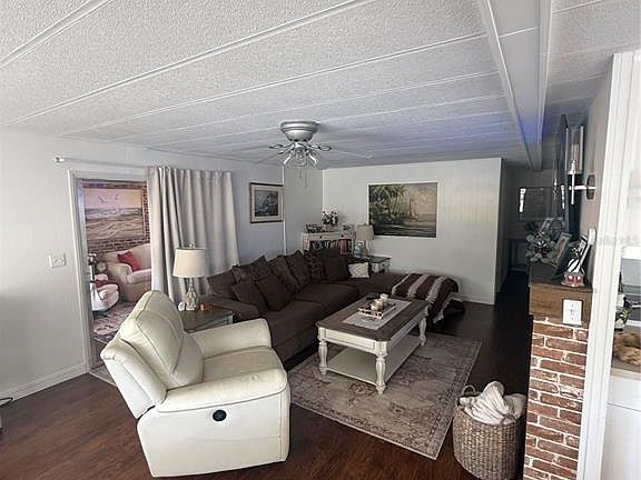 5th image of 7880 54TH AVENUE N #125