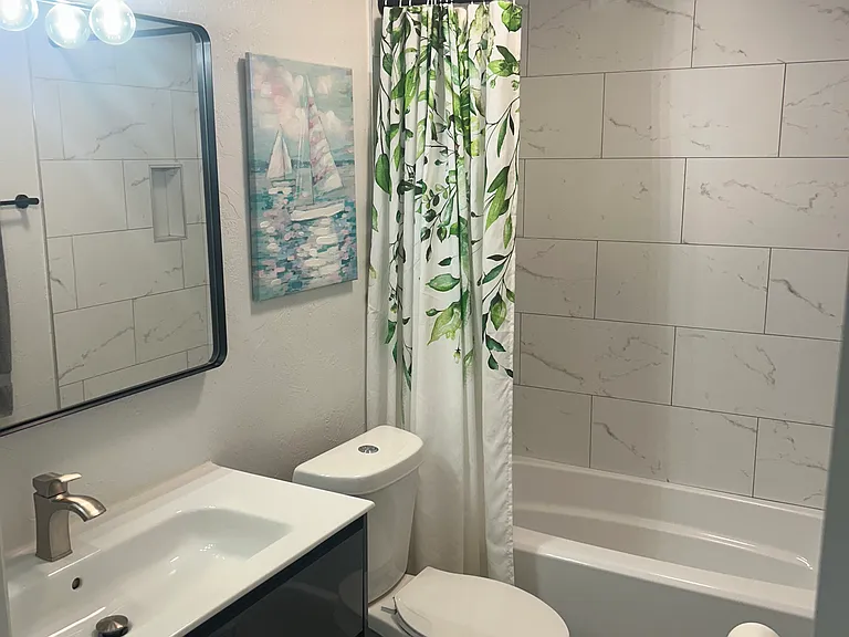 519 Florida Ave #2 — Photo 6
