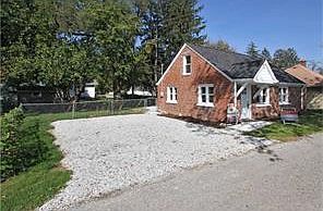 2nd image of 6608 Paradise Ct