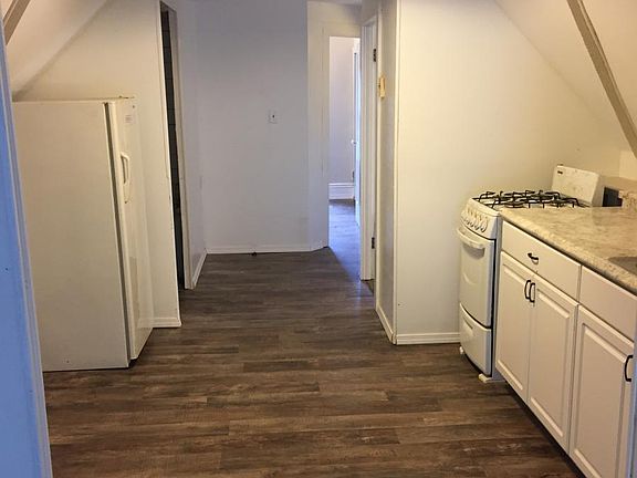 3rd image of 669 York Ave APT 3