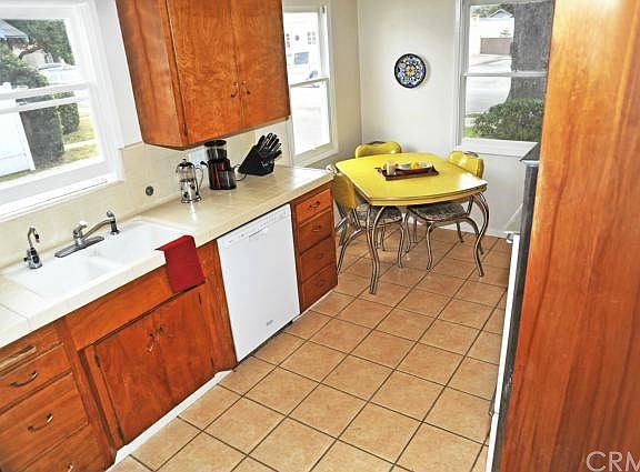 3rd image of 2317 Sonoma St