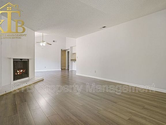 5th image of 5045 Sparrow Ct