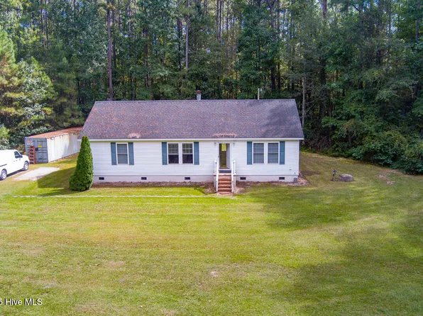 228 Croatan Drive, Swansboro, NC 28584