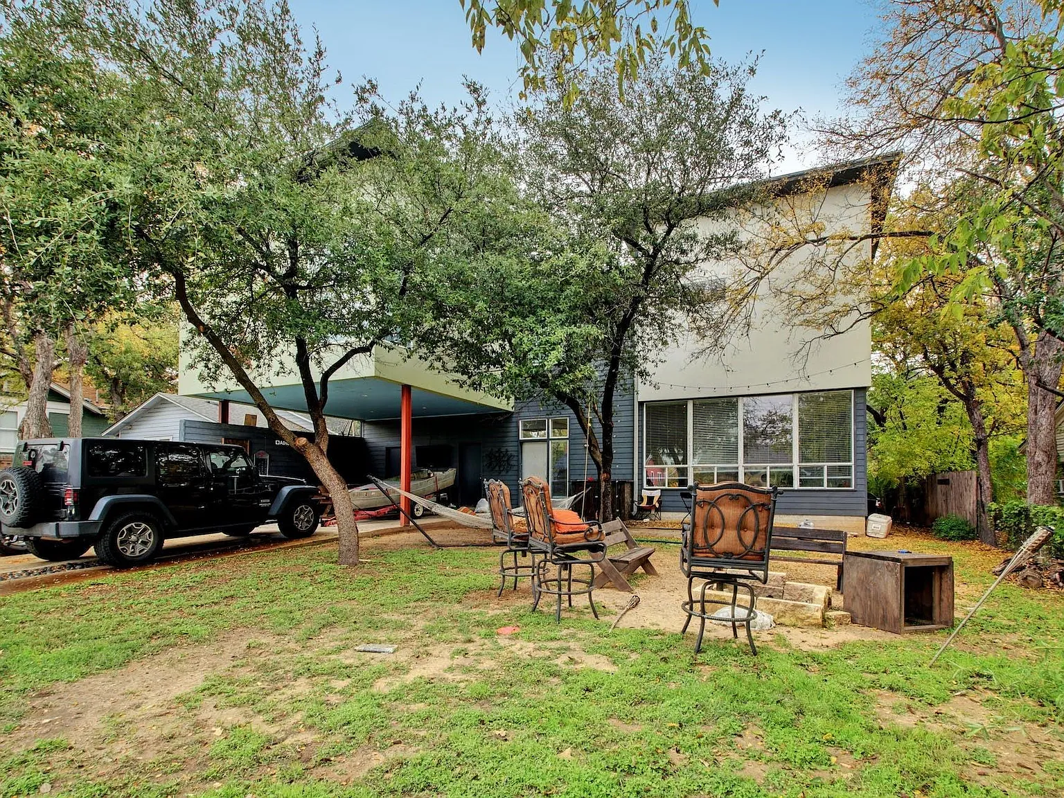 4 bed, 4.5 bath, 2026 sqft, $4,750 — Photo 3