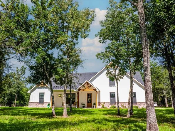 393 County Road 4759, Sulphur Springs, TX 75482