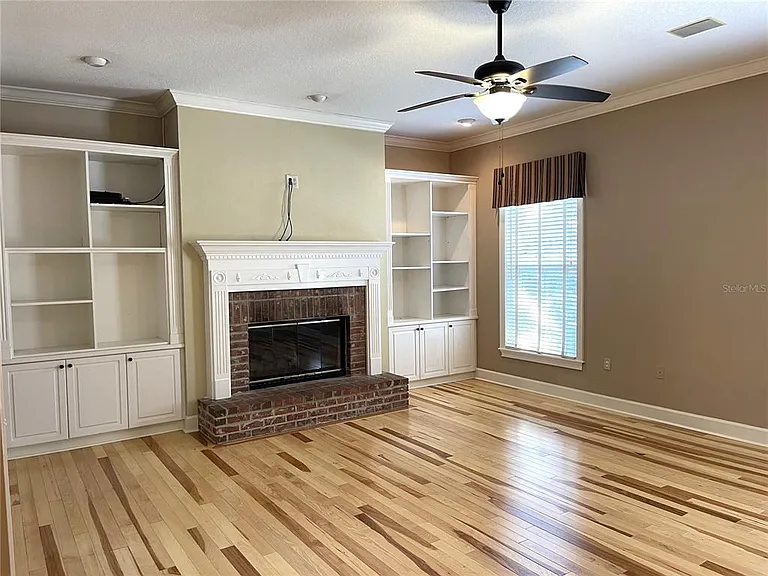 6604 Crescent Lake Dr — Photo 31