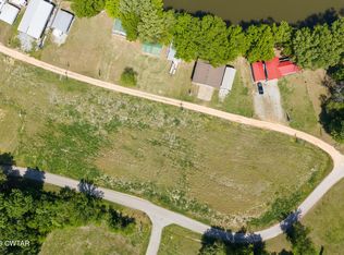 0 Pevahouse Camp Ln, Decaturville, TN 38329