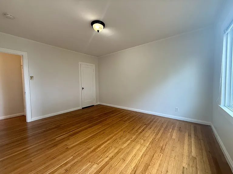 658 Rockdale Dr — Photo 23