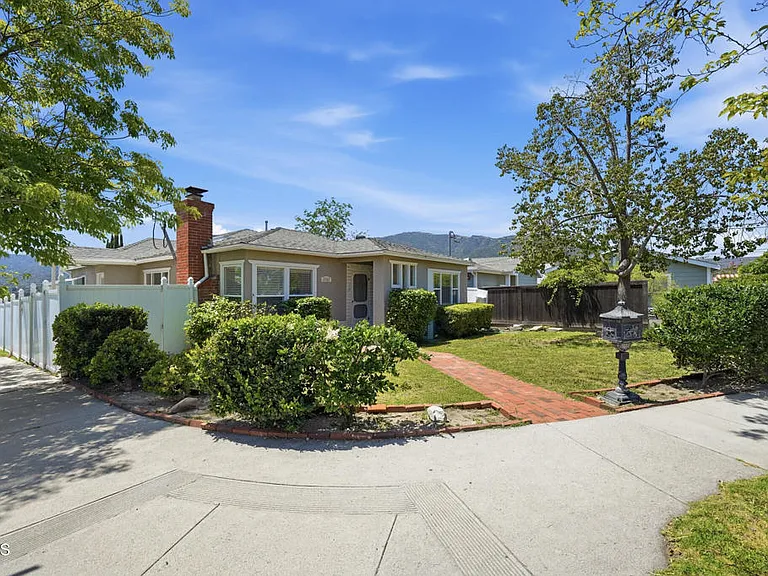 3302 Community Ave — Photo 43