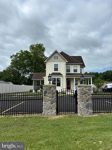 28795 Old Village Rd Photo 1