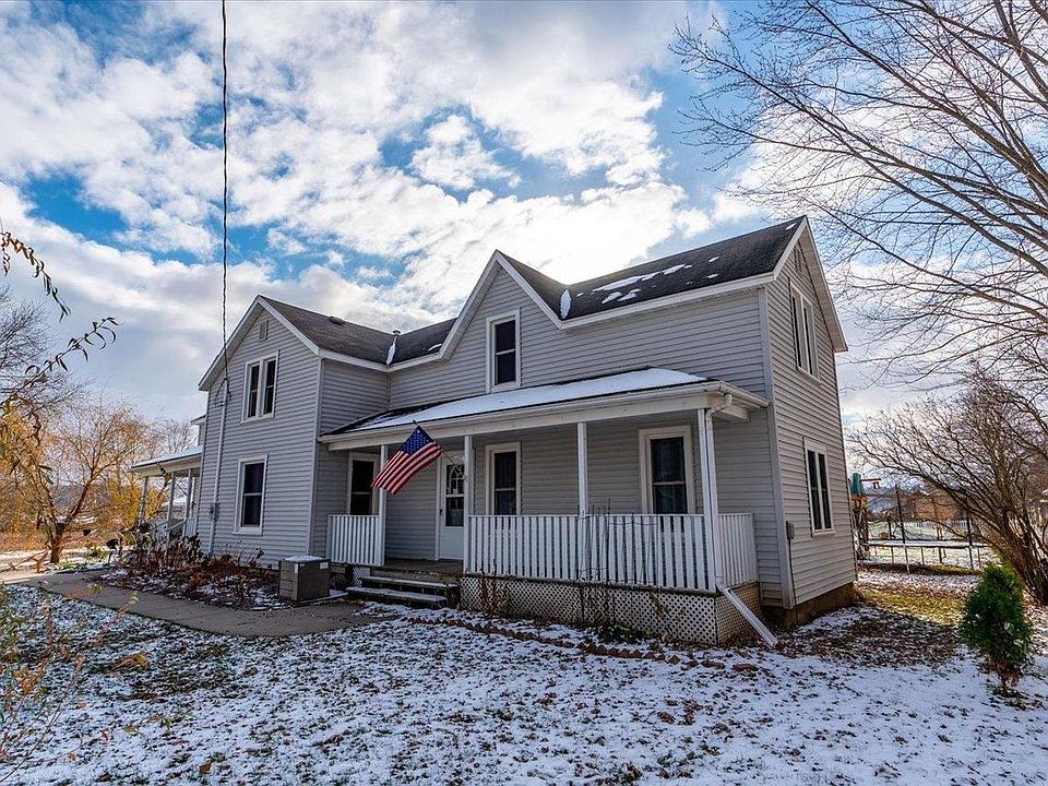 E8721 County Road C, North Freedom, WI 53951 Zillow