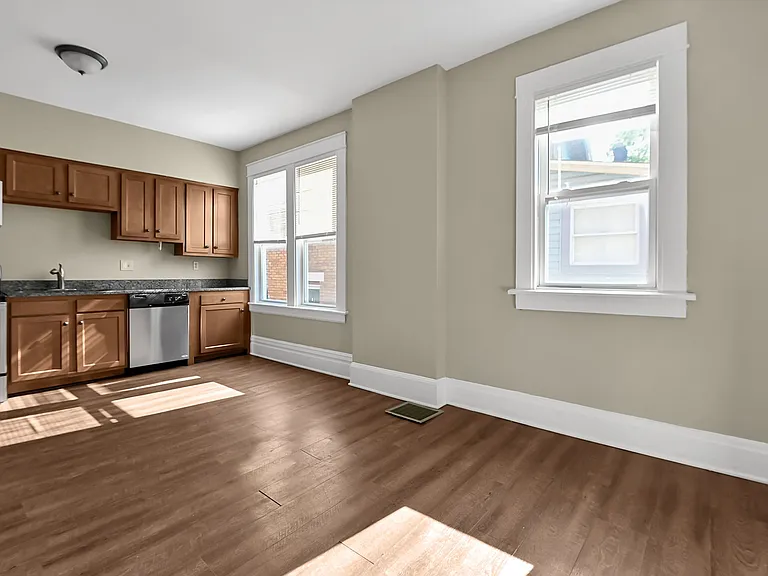 345 Chittenden Ave #D — Photo 7
