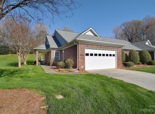 3845 Misty Glen Ct, Matthews, NC 28105