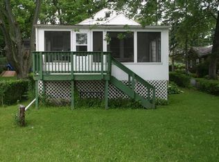 4005 Maple Dr, Delavan, WI 53115