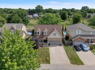 32 Sherwood Ct, Chatham Kent, ON N7M 6L3