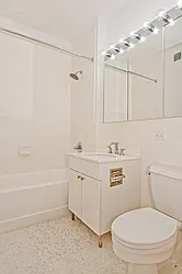 Rented by Nest Seekers International