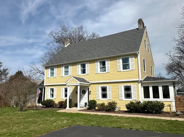 431 W Main St, Purcellville, VA 20132