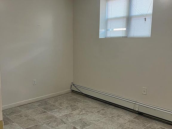 5th image of 2770 Morgan Ave #1