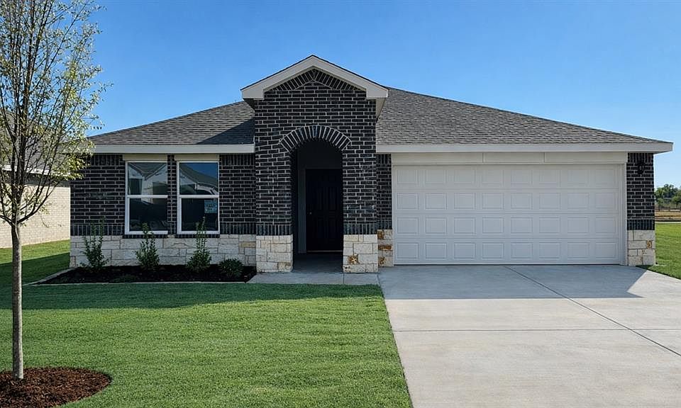 1st image of 4808 Maleah Ave