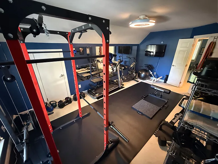 Home gym (or 5th bedroom)