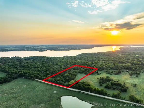 4 N 4130th Rd, Checotah, OK 74426