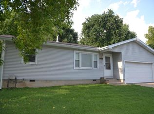 3927 W Groton St, Springfield, MO 65803