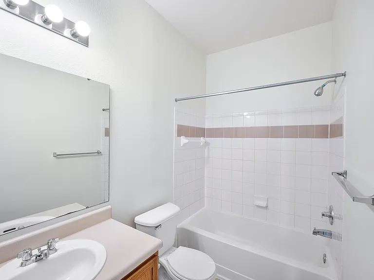 The Reserve at Norton Shores — Photo 7