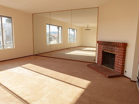 5th image of 52 Lycett Cir