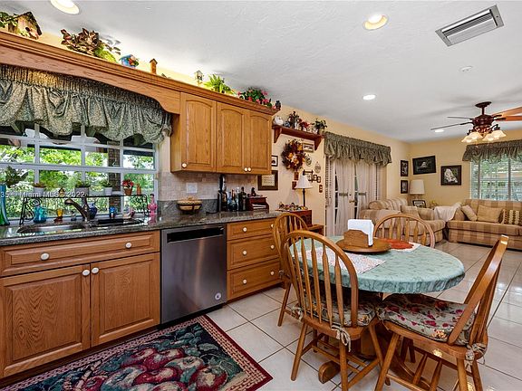 5th image of 10840 SW 131st Ter