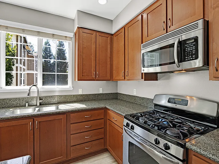259 Birch Creek Dr — Photo 7