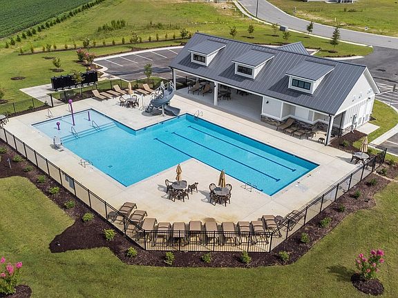 4th image of 972 Hunter Grace Drive