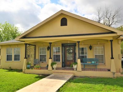 109 E Pecos St, Uvalde, TX, 78801