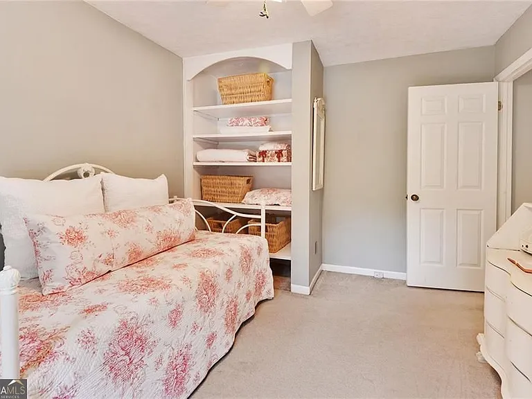 130 Cains Cove Dr — Photo 18