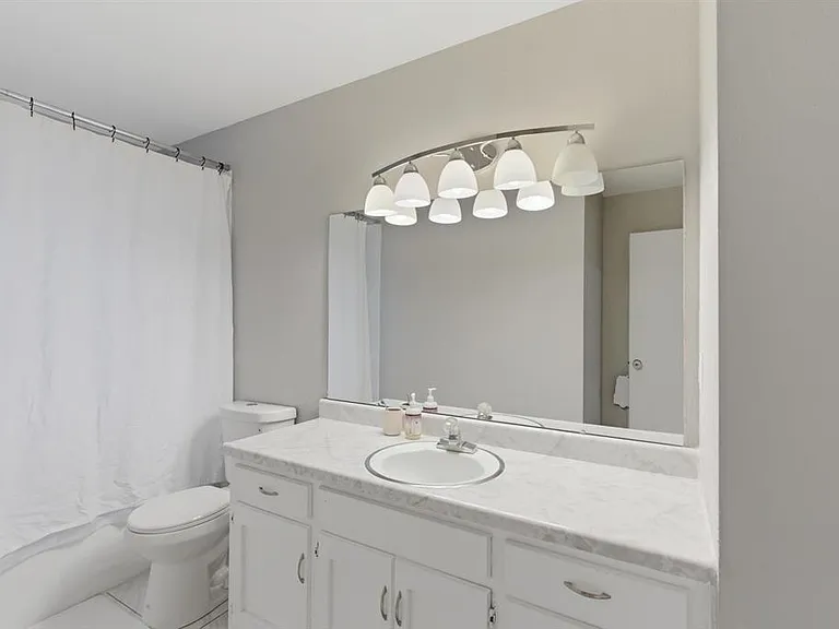 1333 Overlook Dr — Photo 13