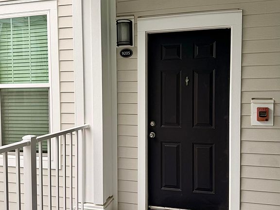 2nd image of 130 River Landing Dr Unit 9205