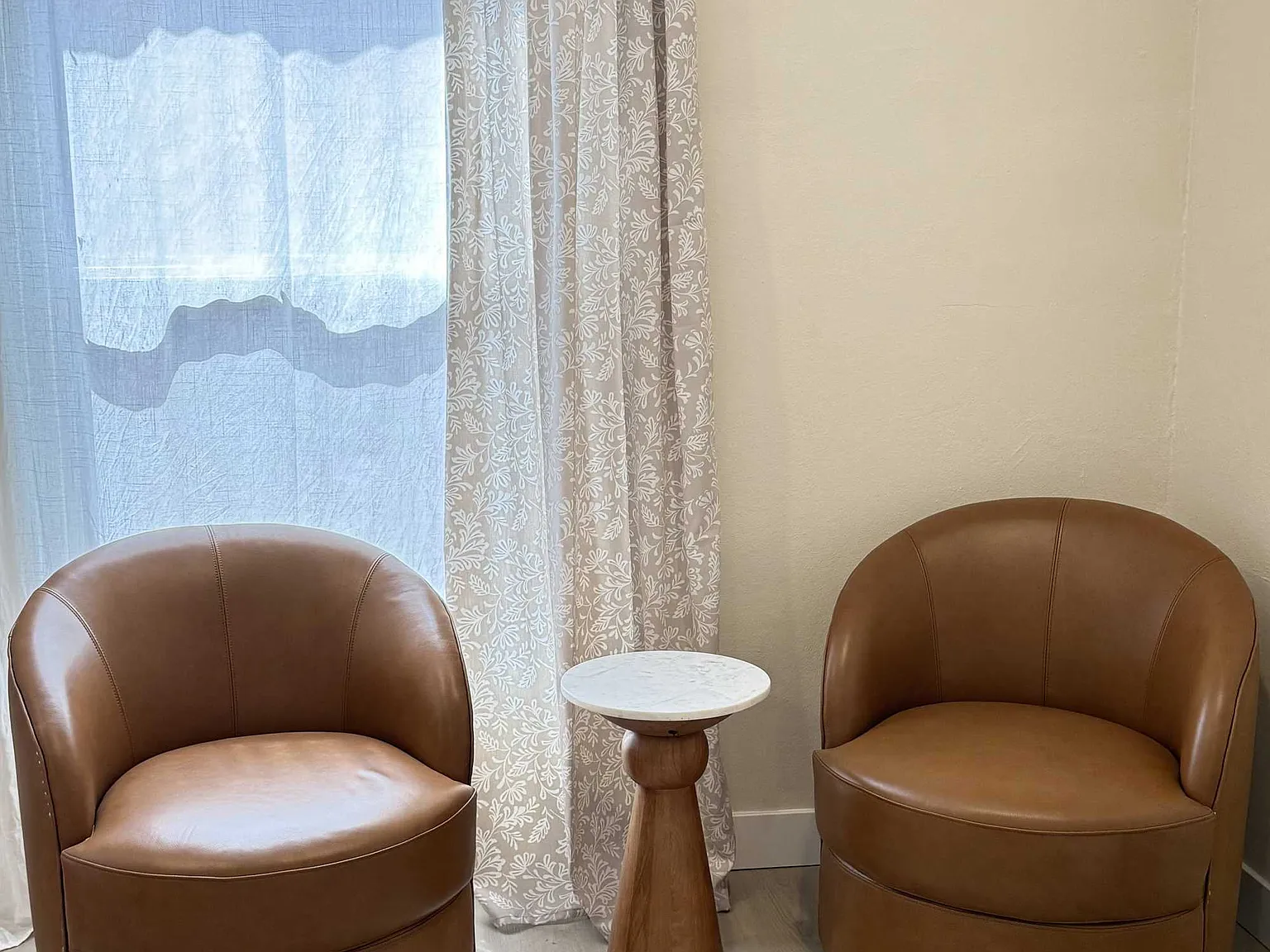 1 bed, 280 sqft, $2,000 — Photo 2